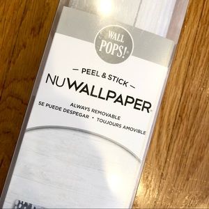 NWT Wall Pops! Reclaimed Shiplap Wall Paper